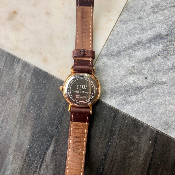 Daniel Wellington Women\'s Watch, Brown, Crystals main image 8